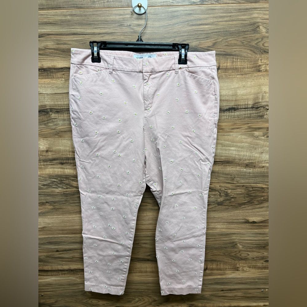 Old navy high rise pixie pants 14